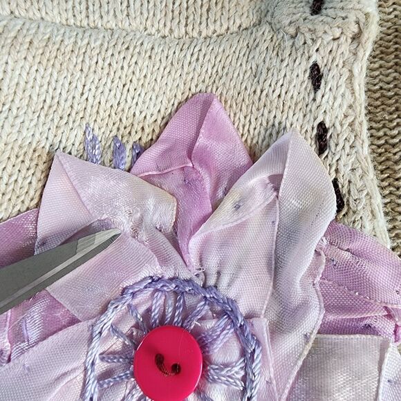 Storybook Knits Cardigan Sweater Size M Beige Crochet Fringe Granny Vintage - Picture 8 of 15